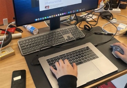 Macbook hỏng màn dùng làm máy tính bàn! Tại sao không?